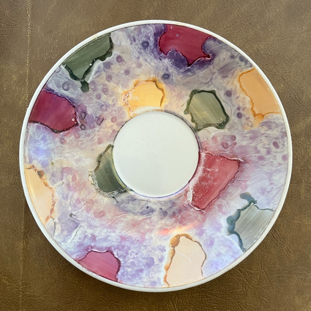 Set of Four Saucers or Trinket Dishes Handpainted - Picture 6 of 10